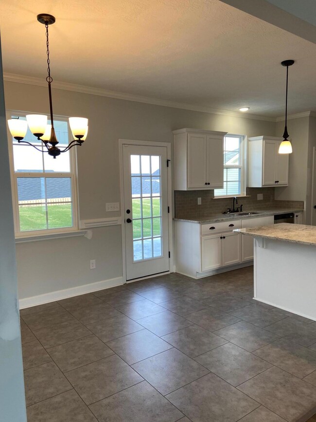 lot 8Z Dining