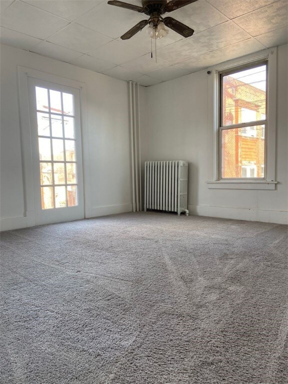 121 Mckinley Ave unit B, Vandergrift, PA 15690 - photo 2