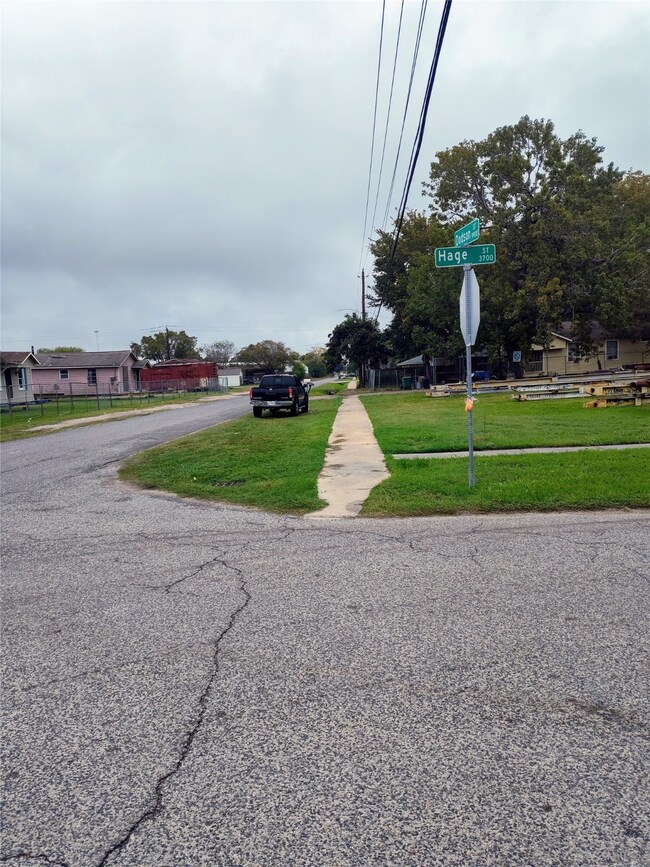 3702 Hage St, Houston, TX 77093 - photo 4