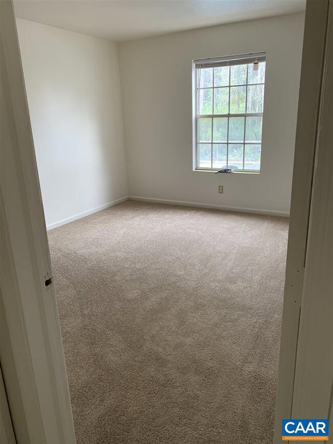 2517 Hydraulic Rd unit 75, Charlottesville, VA 22901 - photo 7