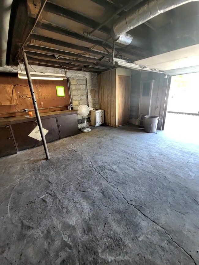 180 S. Main St. Right Garage Door Entry