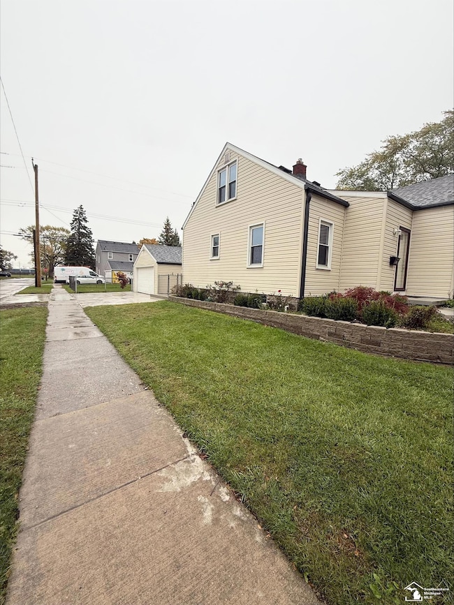 917 Wolverine Ave, Monroe, MI 48161 - photo 2