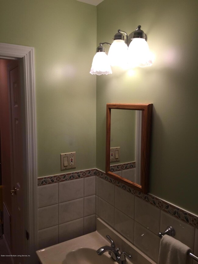 45 Church Ave, Staten Island, NY 10314 - photo 5
