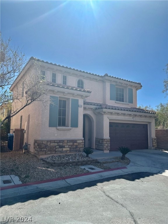 2-Car Garage