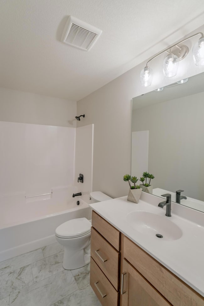 2414 15th St SE, Rochester, MN 55904 - photo 4