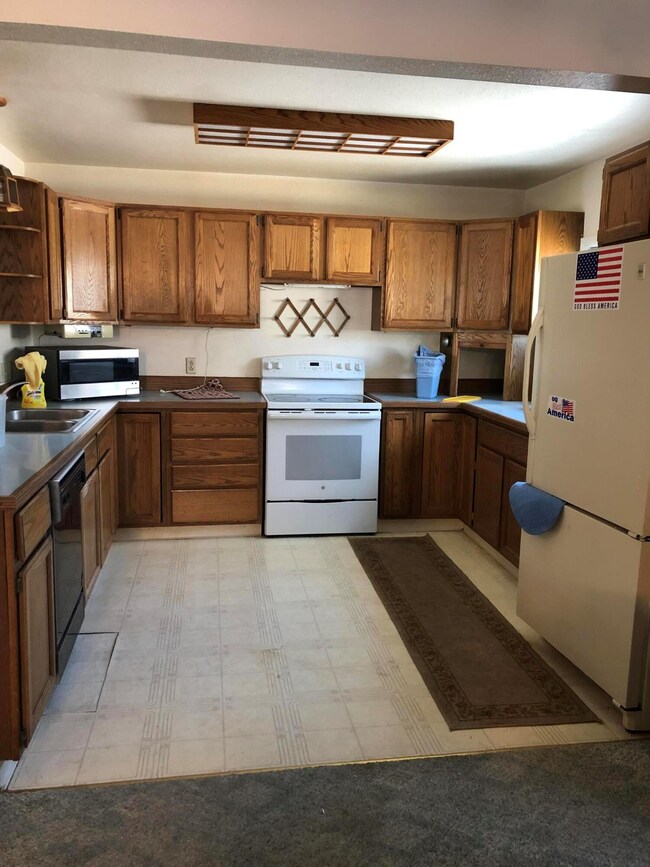 169 Geraldine Ave E, Geraldine, MT 59446 - photo 4