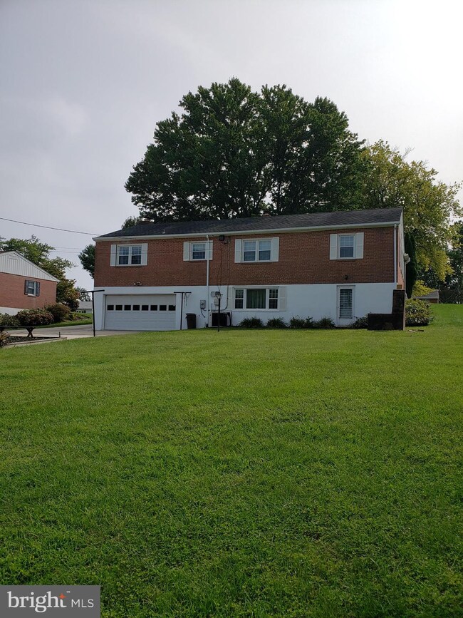 1114 Ryegate Rd, Towson, MD 21286 - photo 2