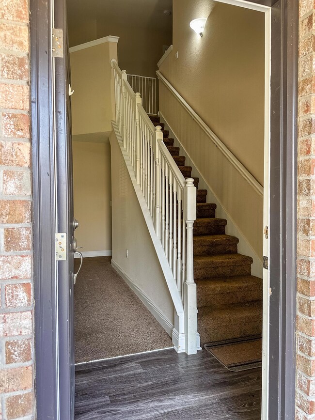 209SilvertonLoop-03