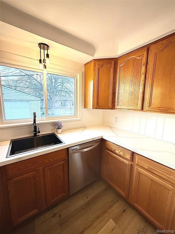 29581 Rosemont St, Roseville, MI 48066 - photo 2