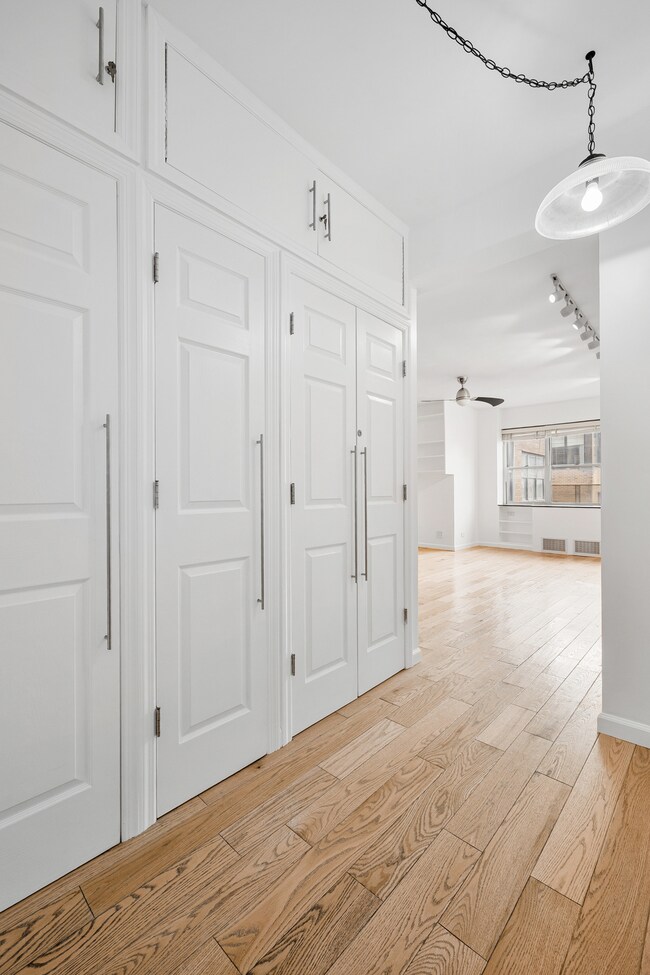 80 Park Ave unit 18A, New York, NY 10016 - photo 5