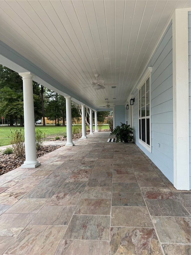 14326 Walker Rd, Conroe, TX 77302 - photo 5