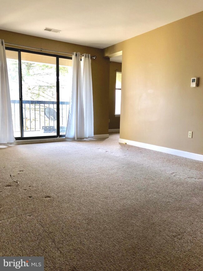 1000 Brinker Dr unit 201, Hagerstown, MD 21740 - photo 3