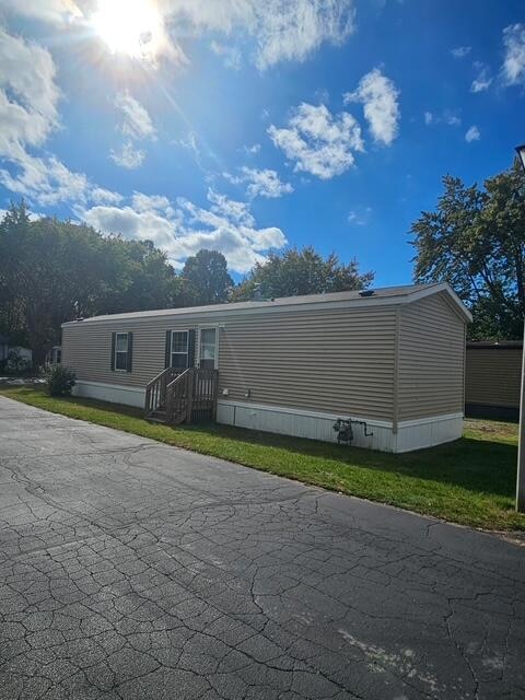 1565 N M-63 unit 63, Benton Harbor, MI 49022 - photo 2