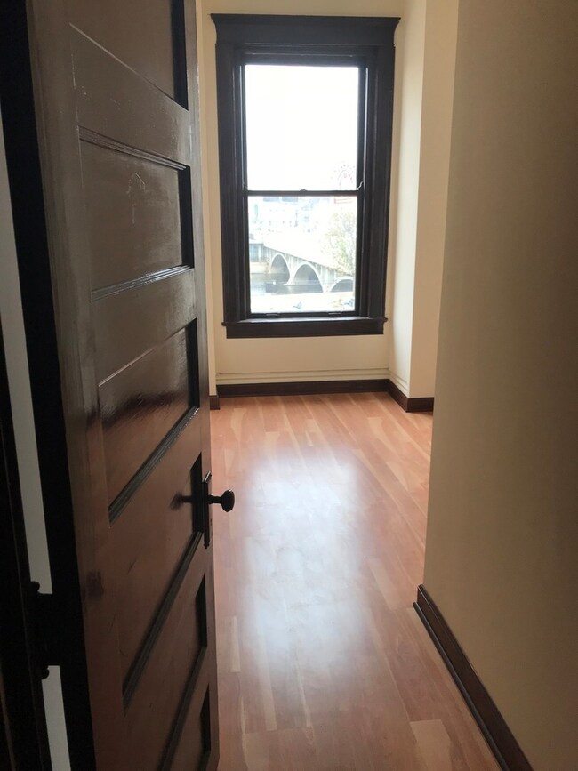 30 N Broadway unit 201, Aurora, IL 60505 - photo 3