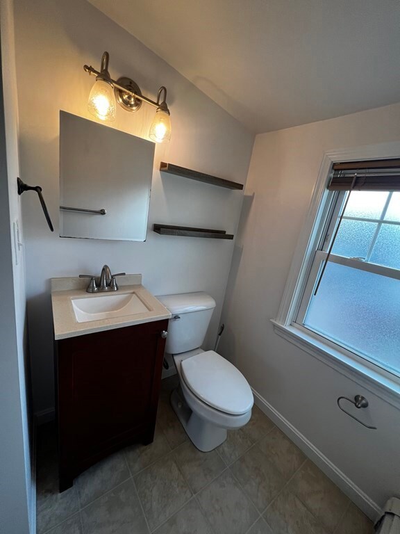 367 Main St unit 2, Wareham, MA 02571 - photo 4