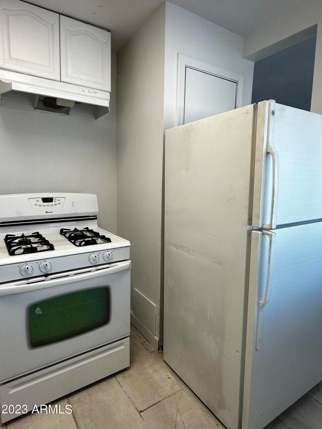 14003 N Palm St unit 10, El Mirage, AZ 85335 - photo 3