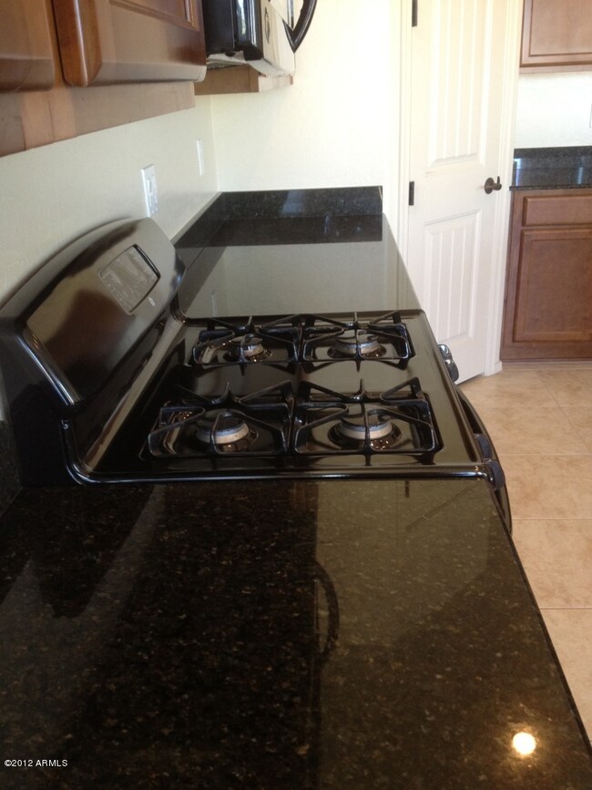 GAS STOVE