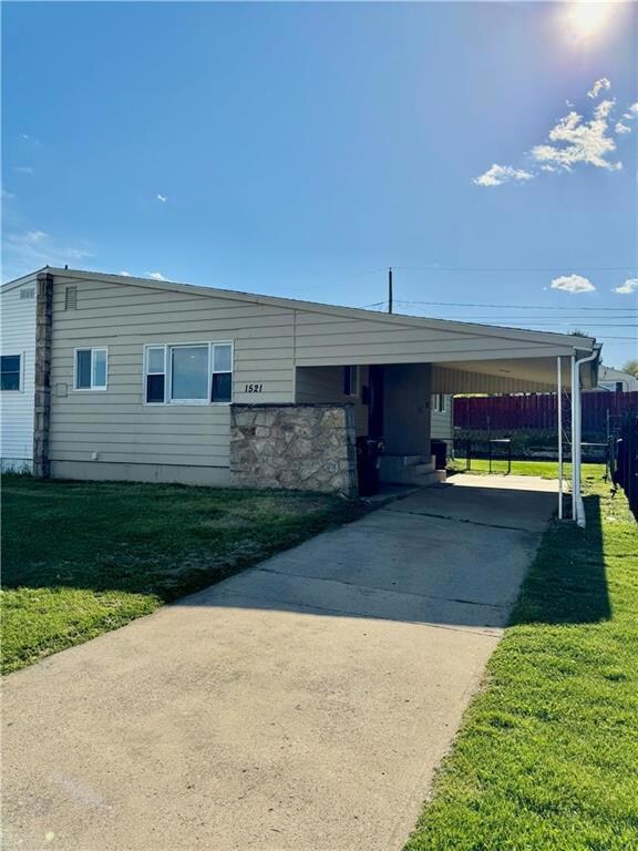 1521 Elayne St, Bethlehem, PA 18017 - photo 2