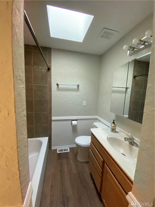 1224 S 272nd St, Des Moines, WA 98198 - photo 4