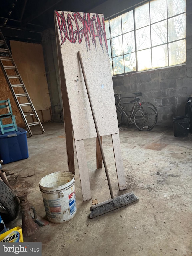 8906 Hooes Rd, Lorton, VA 22079 - photo 4