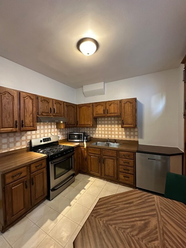 3759 N Damen Ave unit 2, Chicago, IL 60618 - photo 4