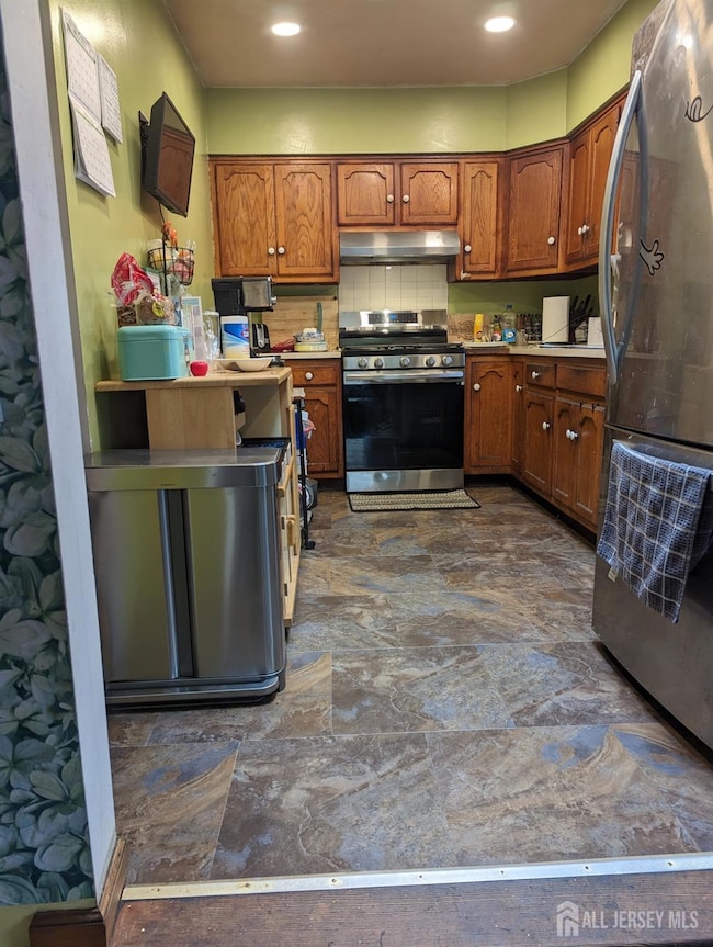 784 New Durham Rd, Edison, NJ 08817 - photo 2