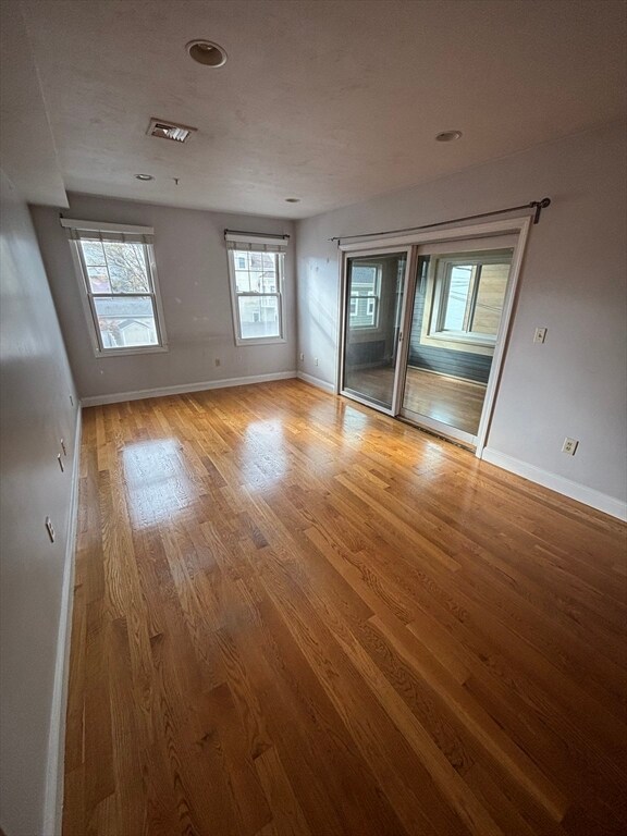 150 W 9th St unit 2, Boston, MA 02127 - photo 4