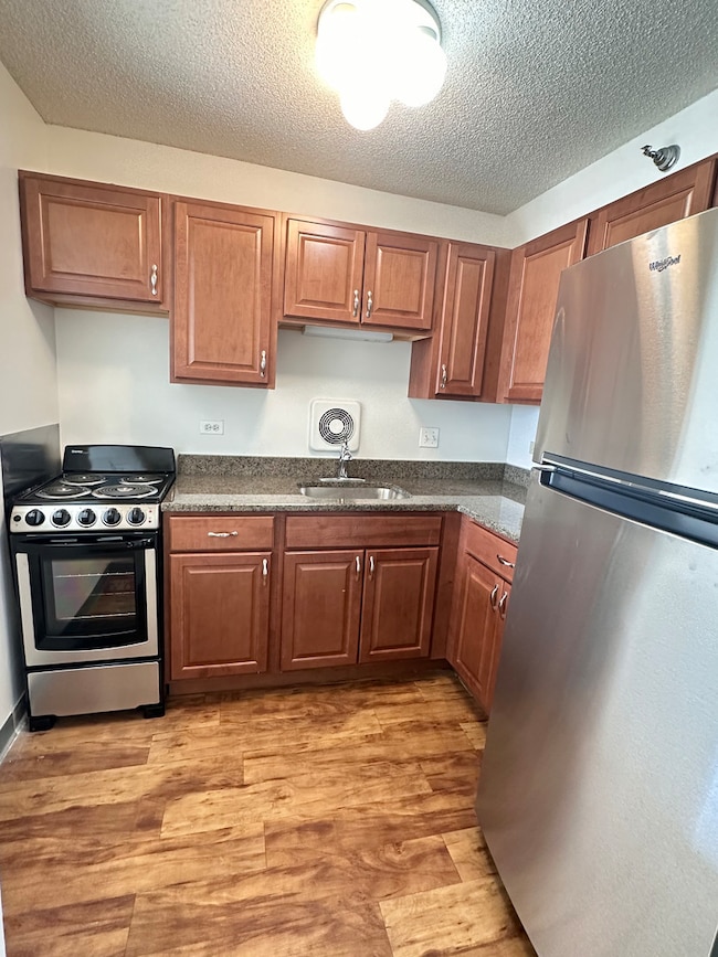 8975 W Golf Rd unit 731, Niles, IL 60714 - photo 2