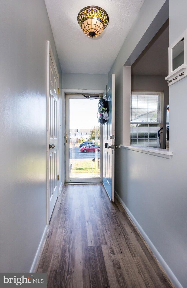 809 W Spring Meadow Ct, Edgewood, MD 21040 - photo 4