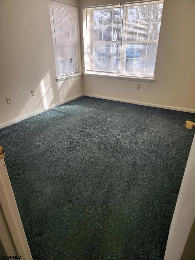 25 Chesapeake Dr unit 4, Galloway, NJ 08205 - photo 3