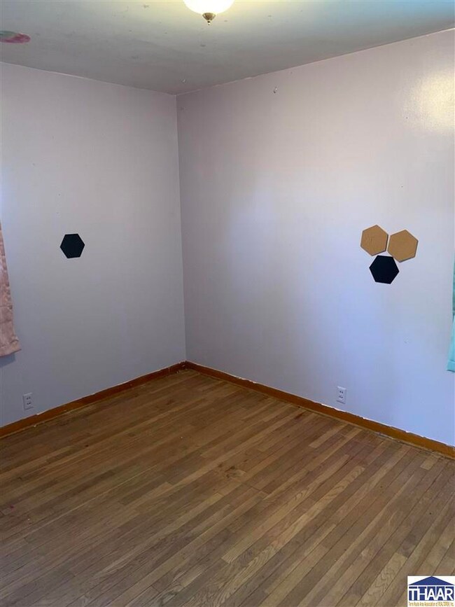 101 Marigold Dr, Terre Haute, IN 47803 - photo 7