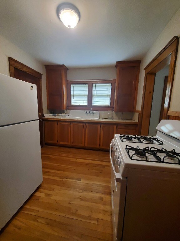 28 Louisa St, Binghamton, NY 13904 - photo 3