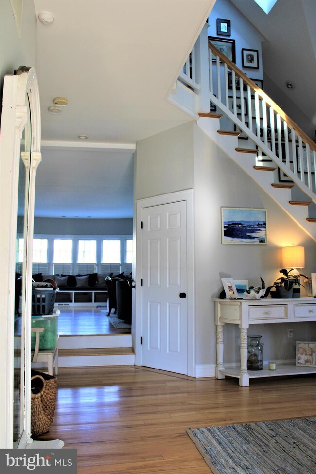 31 E Lake Dr, Annapolis, MD 21403 - photo 4