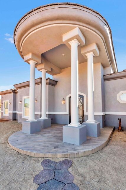 15' Entrance