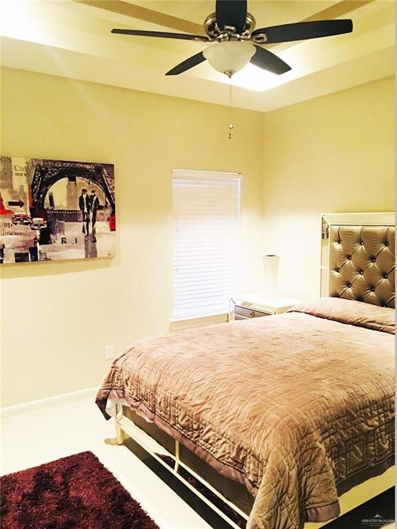 Bedroom with ceiling fan