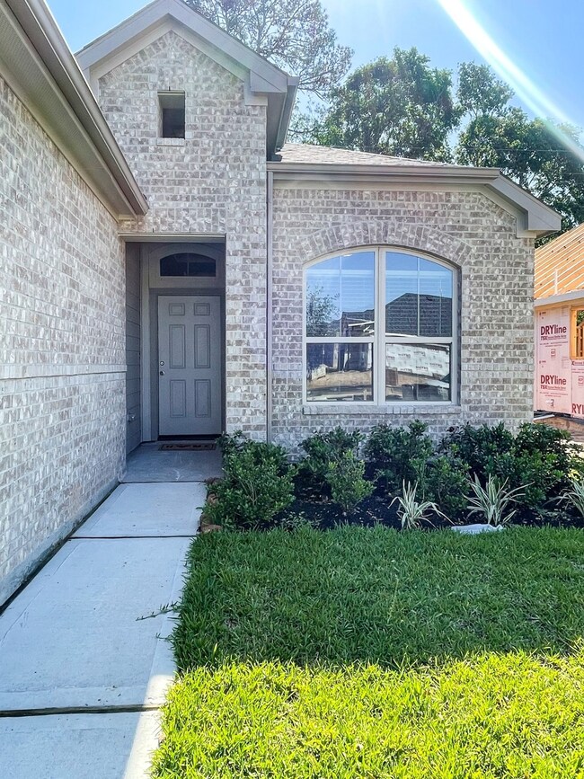 27238 Grey Fox Run, Magnolia, TX 77354 - photo 3