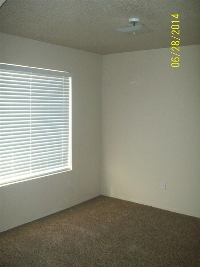 6385 E 45th St, Yuma, AZ 85365 - photo 4