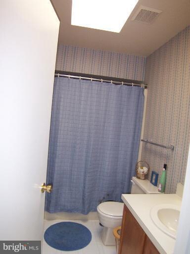 399 Harbor Dr, Annapolis, MD 21403 - photo 2