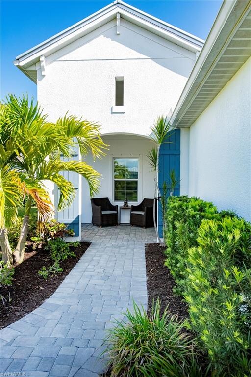 2139 Marquesa Cir, Naples, FL 34112 - photo 3