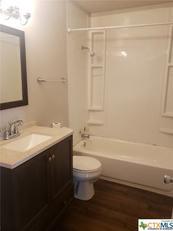 104 W Truman Ave, Copperas Cove, TX 76522 - photo 5