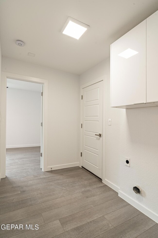 11212 Leo Collins Dr, El Paso, TX 79936 - photo 7