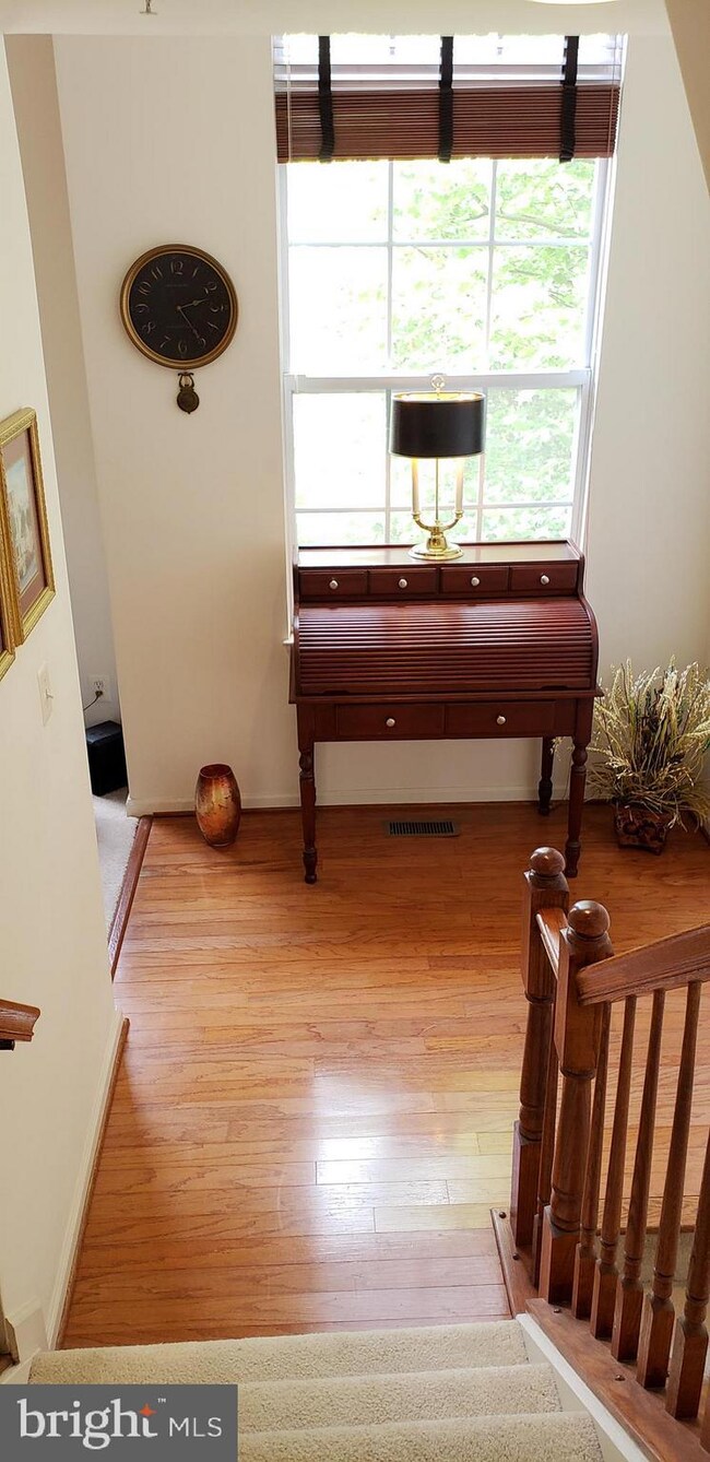 1928 Crescent Park Dr unit 29B, Reston, VA 20190 - photo 5