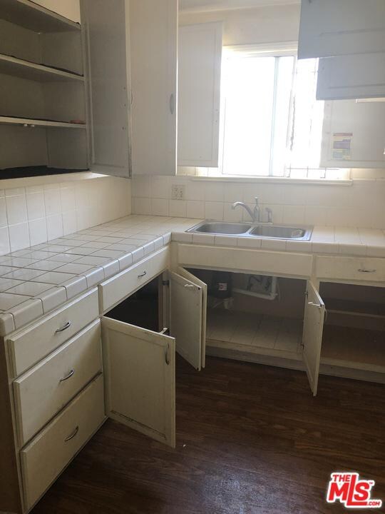 935 E 119th St, Los Angeles, CA 90059 - photo 6