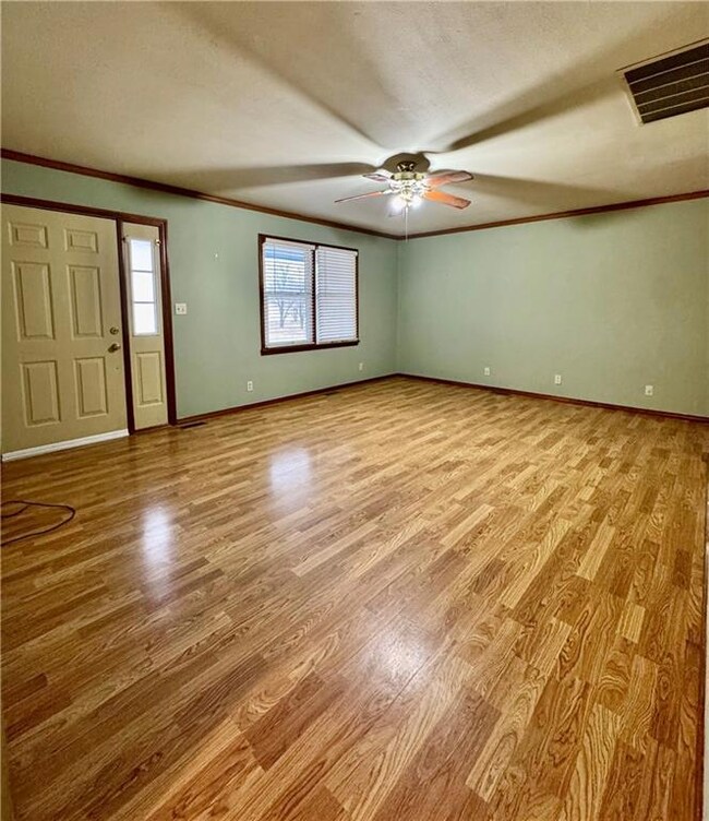 1312 Thornton Ave, Parsons, KS 67357 - photo 5