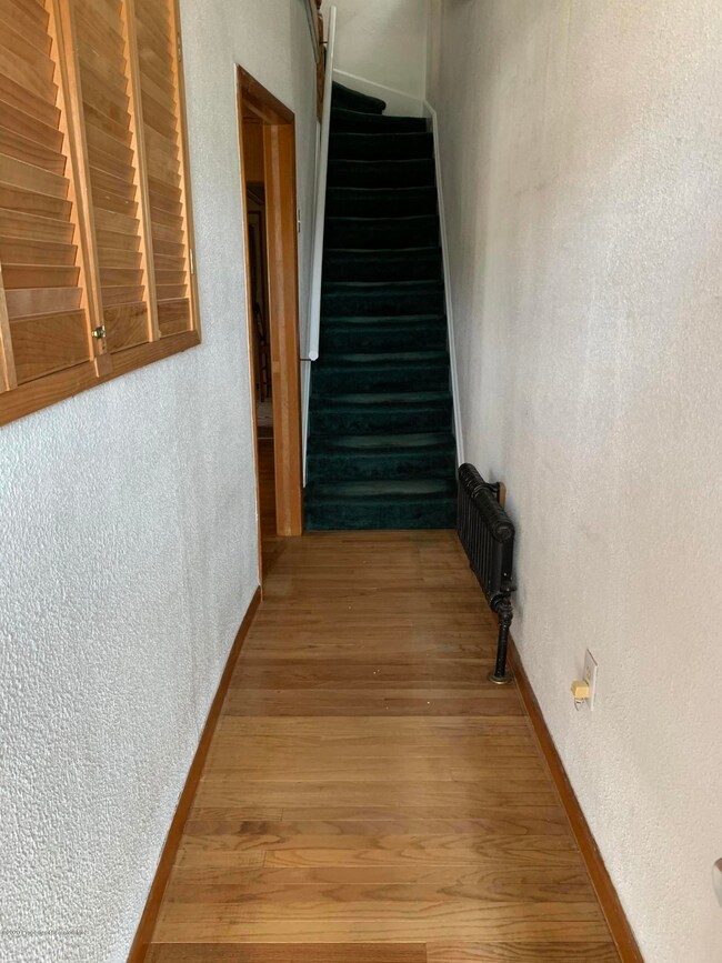 1121 Foster St, Scranton, PA 18508 - photo 7