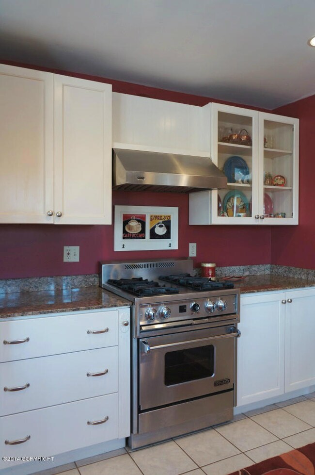 Kitchen With Viking Gas Range