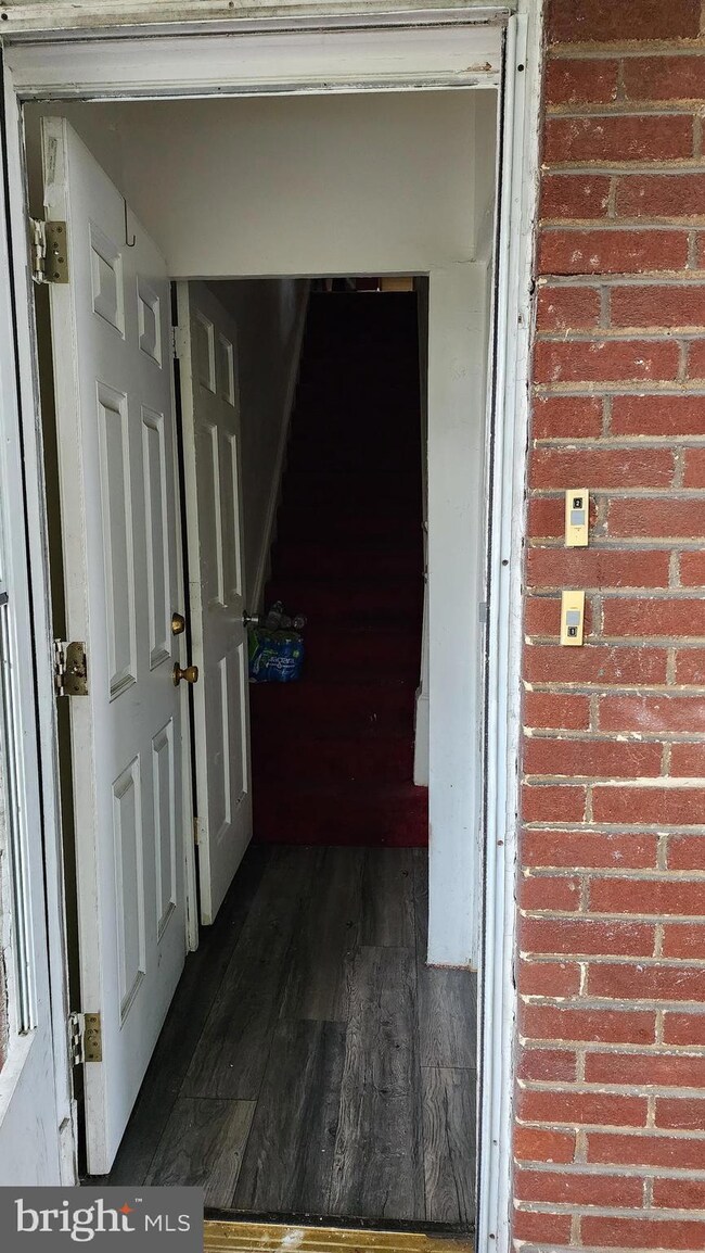 2618 E Biddle St, Baltimore, MD 21213 - photo 4