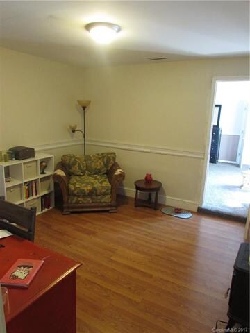 201 Clegg St, Statesville, NC 28677 - photo 5