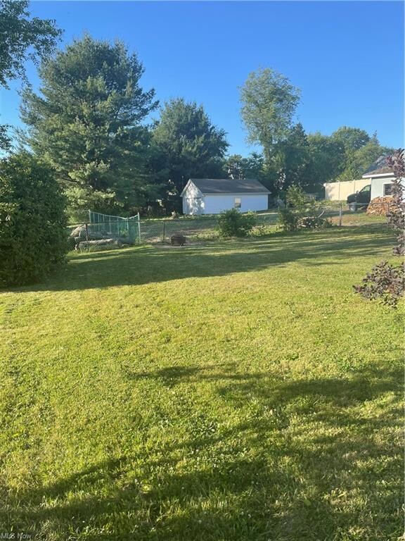 1003 18th St NE, Canton, OH 44714 - photo 5