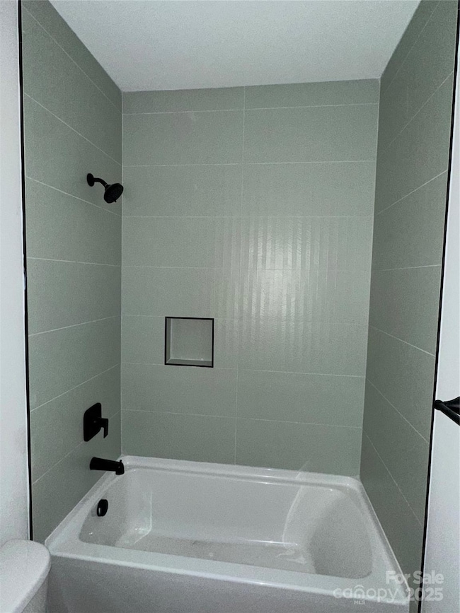 4504 W Tyvola Rd, Charlotte, NC 28208 - photo 3